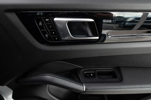 Porsche Cayenne Phev