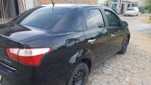 Fiat Grand Siena 1.4 Attractive Flex 4p 2012