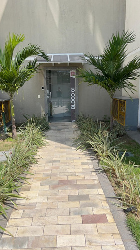 Apartamento Com: Piscina, Elevador, Garagem, 2 Quartos Em Campo Grande Rj