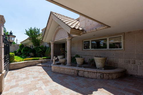 ¡en Venta! ¡hermosa Propiedad De 1 Piso En Las Rosas, Gómez Palacio!