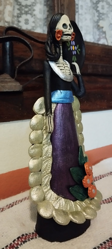 Catrina De Barro 22 Cms. De Alto