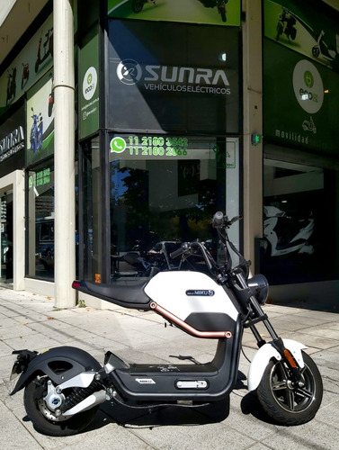 Imagen 14 de 15 de Sunra Miku Max 800w 60v Litio Moto Eléctrica 0km V