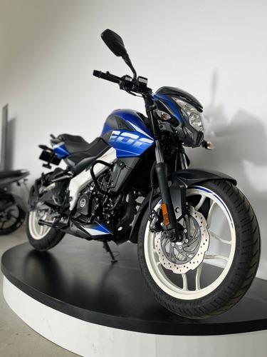 Imagen 10 de 19 de Bajaj Pulsar 200