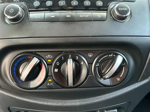 Nissan Np-300 Frontier Se Tm