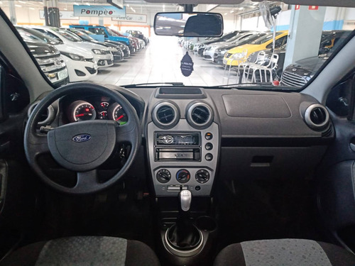 Imagem 7 de 10 de Ford Fiesta 1.6 Se Hatch 16v Flex 4p Manual