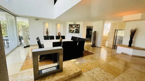 Casa En Venta En Jurica Queretaro Gps