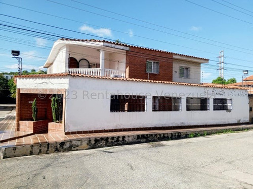 Casa En Venta Colinas De Santa Rosa Barquisimeto Flex: 24-2122 Ea1
