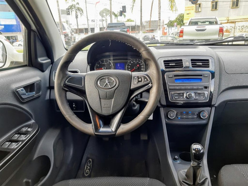 Jac J3 Turin Sedan 1.4 16v 4p Mec.