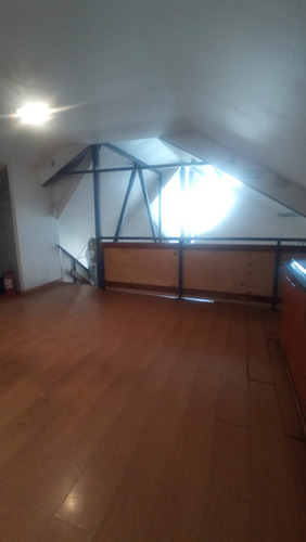 Estupendo Taller Confección O Comoda Casa Particular
