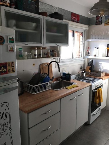 Venta Depto Reciclado De 2 Amb Con Vista Lateral Al Golf Playa Grande