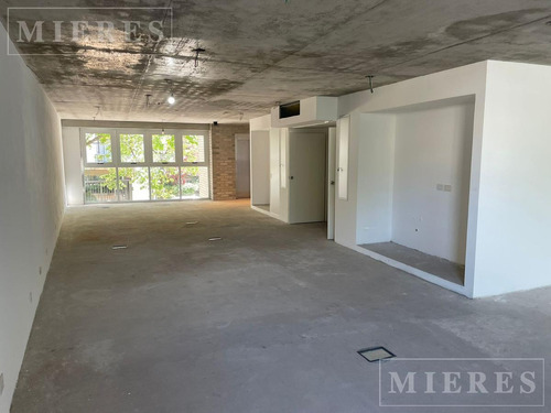 Imagen 2 de 23 de Edificio De Oficinas De 192 M² En San Isidro.