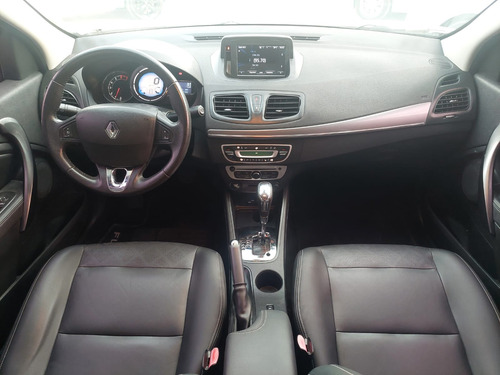 Renault Fluence 2.0 Dynamique Hi-flex 4p