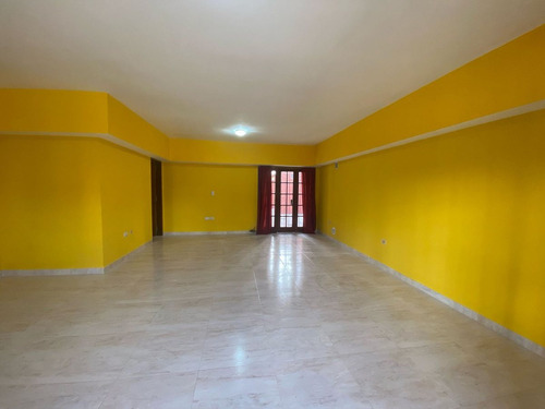 Casa Chalet En Alquiler