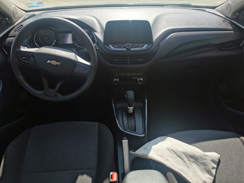 Imagen 6 de 10 de Chevrolet Onix 2021
