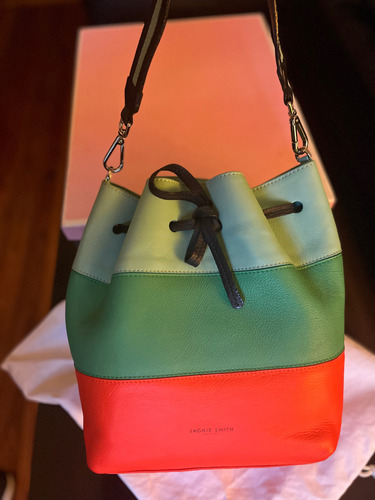 Cartera Bolso Jackie Smith Playero Muuuy Hermosa Y Canchera Multicolor Rayas Níquel Azul Marino (Usado)