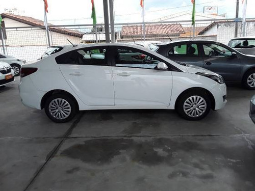 Hyundai Hb20s 1.6 Comfort Plus 16v Flex 4p Automático