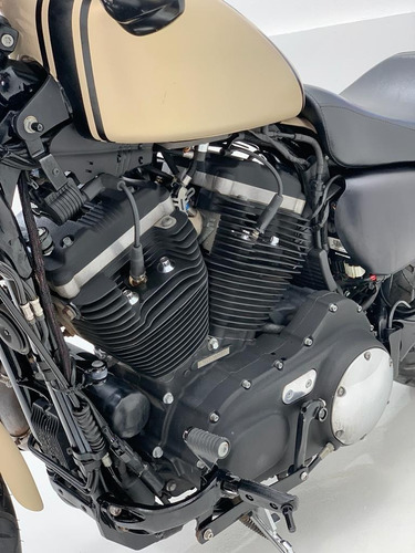 Imagem 9 de 10 de Harley Davidson 883 Iron 2014