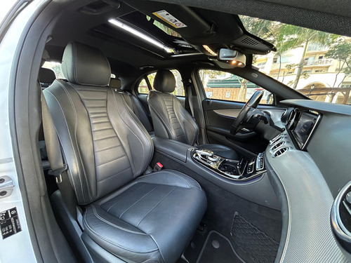 Mercedes-Benz Classe E 2.0 Avantgarde 4p 306 hp 9 marchas