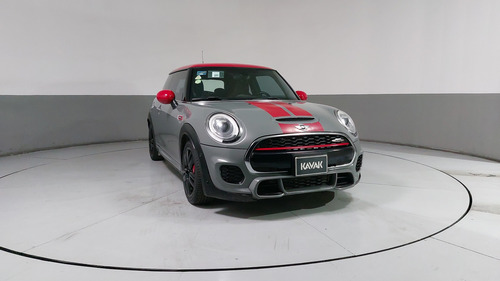 Mini John Cooper Works 2.0 JOHN COOPER WORKS HOT CHILI AT