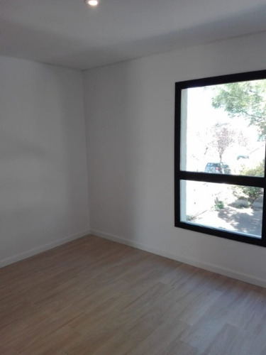 Imagen 10 de 11 de Duplex Nuevo Villa Primera Con Entrada De Auto - Ref: 1281