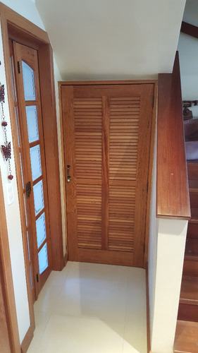 Casa Em Condomínio Fechado De 3 Dormitórios - 4262