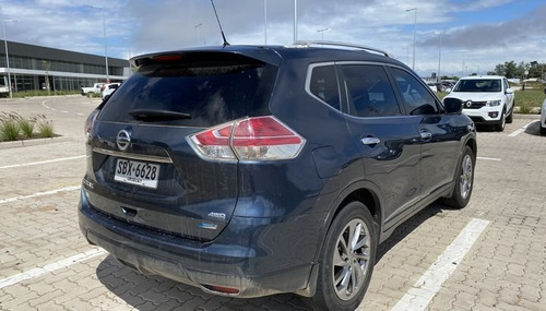 Nissan X-trail Exclusive 7 Pasajeros 2.5 2015