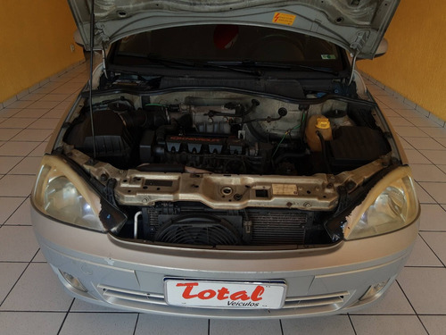Chevrolet Corsa 1.0 Mpfi Maxx Sedan 8v Gasolina 4p Manual