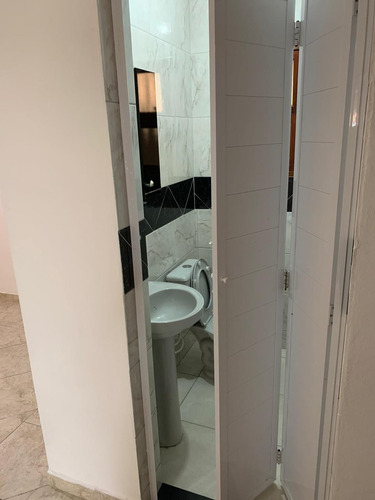 Imagem 4 de 14 de Sobrado 3 Quartos,suíte,2 Vagas De Garagem 867
