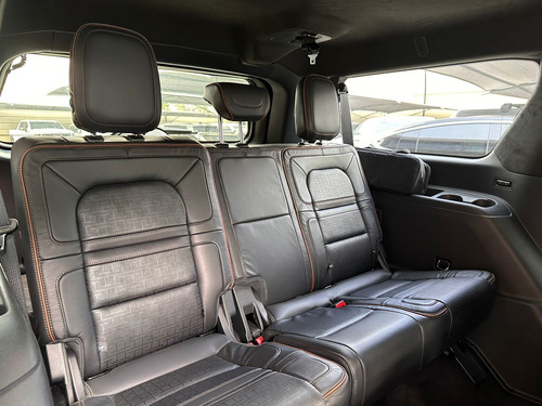Lincoln Navigator 2024