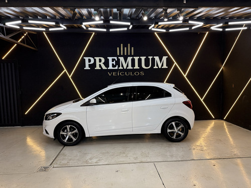Chevrolet Onix 1.4 MPFI LTZ 8V FLEX 4P AUTOMÁTICO
