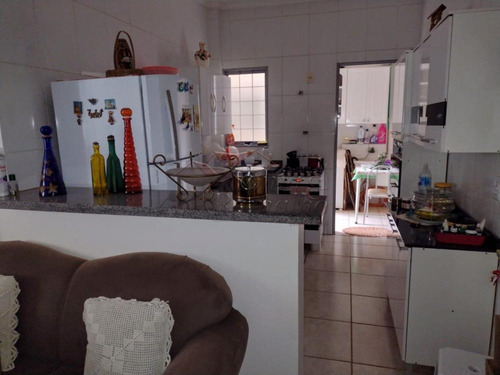 Apartamentos - Ref: V19051