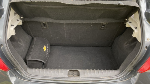 Imagen 23 de 25 de Chevrolet Onix