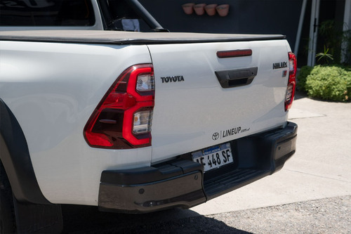 Toyota Hilux 4x4 D/c Gr-s 2.8 Tdi 6 A