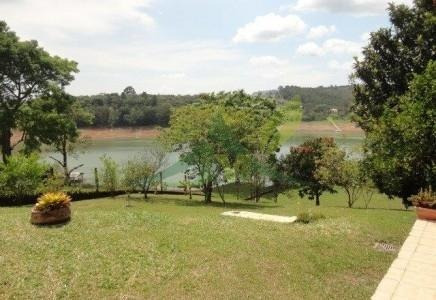 Linda Chácara Na Represa Em Piracaia - 1573