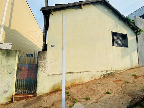 Imagem 1 de 10 de Casa Com 1 Dormitório À Venda, 47 M² Por R$ 100.000,00 - Centro - Botucatu/sp - Ca1223