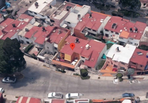 Casa En Venta En Valle Dorado, Tlalnepantla. Js
