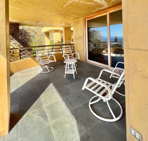 Excelente Casa En Venta Con Vistas Impresionantes, Zapallar