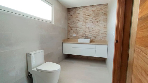 Vendo Villa Residencial El Ejecutivo - Bávaro
