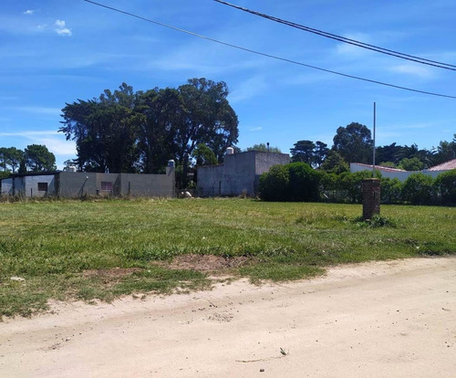 Imagen 3 de 4 de Venta Lote A Metros Del Aca, Barrio Atlántida