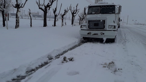 Volvo Americano Con Motor Scania 112