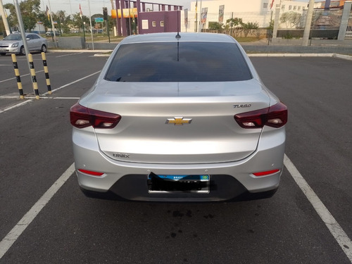Chevrolet Onix plus 1.0 Lt 4p