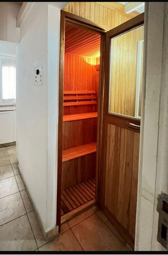Casa 4 Ambientes En Quilmes Con Patio, Parrilla Y Cochera