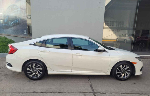 Imagen 3 de 7 de Honda Civic 2017 4p Ex Sedán L4/2.0 Man