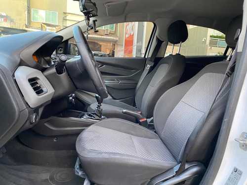 Imagem 9 de 10 de Chevrolet Onix 2019 1.0 Joy 5p