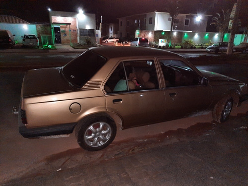 Chevrolet Monza Clasic
