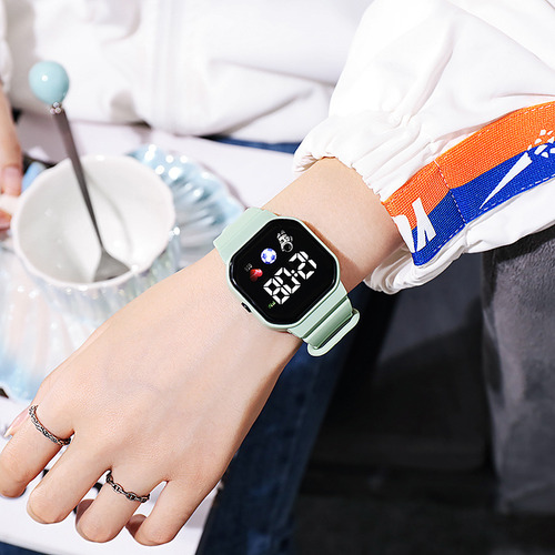 Reloj Multifunción Femenino De Color Azul Claro Y Elegante