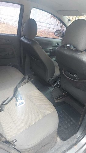 Imagem 6 de 7 de Volkswagen Fox 2008 1.0 City Total Flex 3p