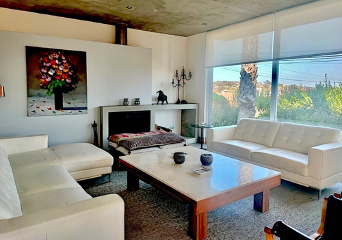 Interesante Casa En Marbella Con Vista
