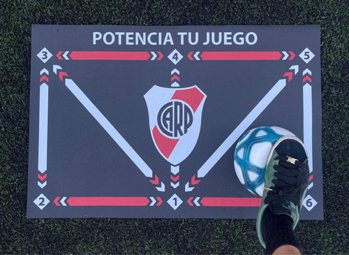 Alfombra Vinilica Entrenamiento Juego Futbol 60x90 Kreatex