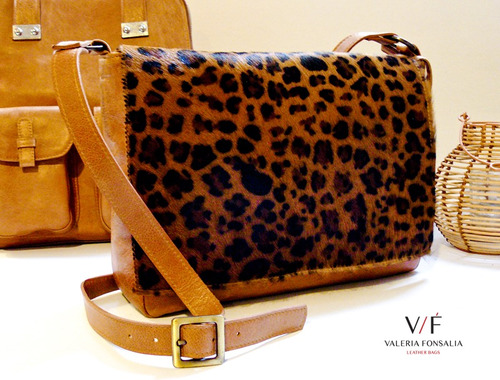 Cartera Bandolera Cuero Marrón Animal Print Valeria Fonsalia